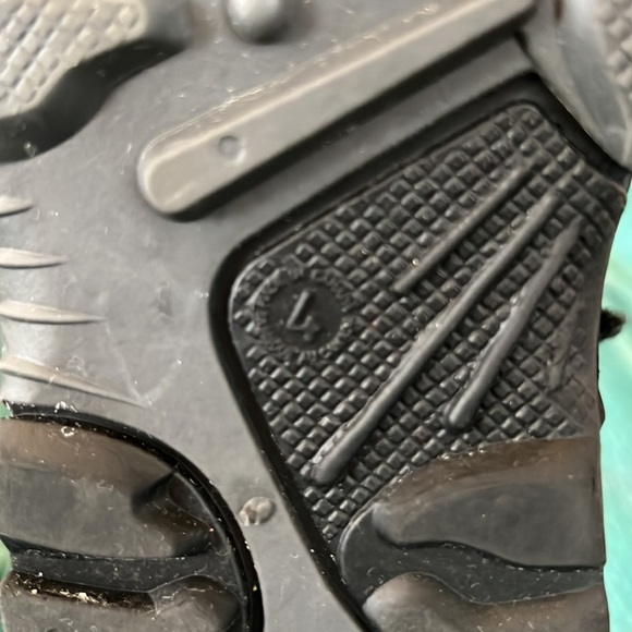 Kamik boots - Picture 7 of 7